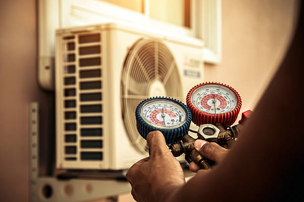 Professional Hvac technician working in Shepherd, MI